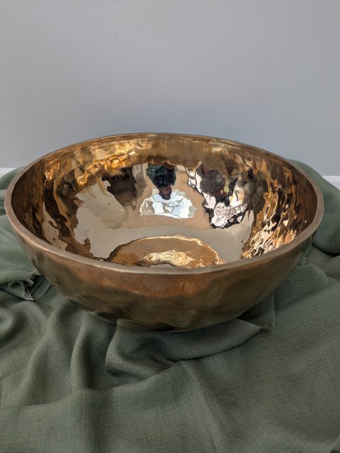 12" Singing Bowl, 2.9kg F#